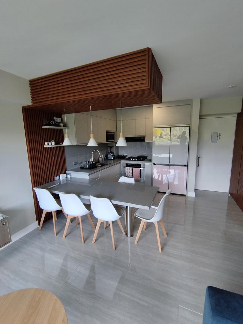 Remodelación cocina Qta. San Judas Tadeo · Caracas, 2024